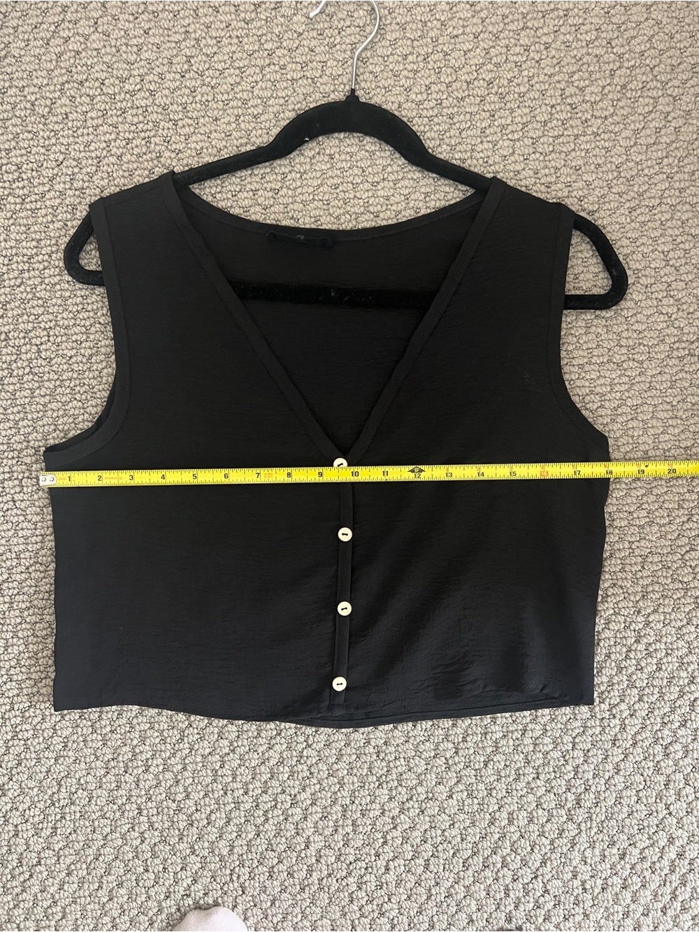 2-Piece Set: Sleeveless Button Tank & matching Flowy pants, black size medium - Picture 6 of 8